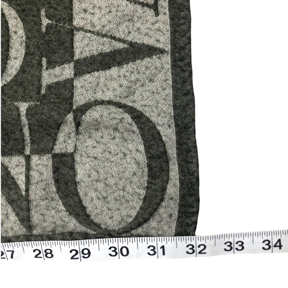 Valentino Monogram Scarf - Picture 6 of 7